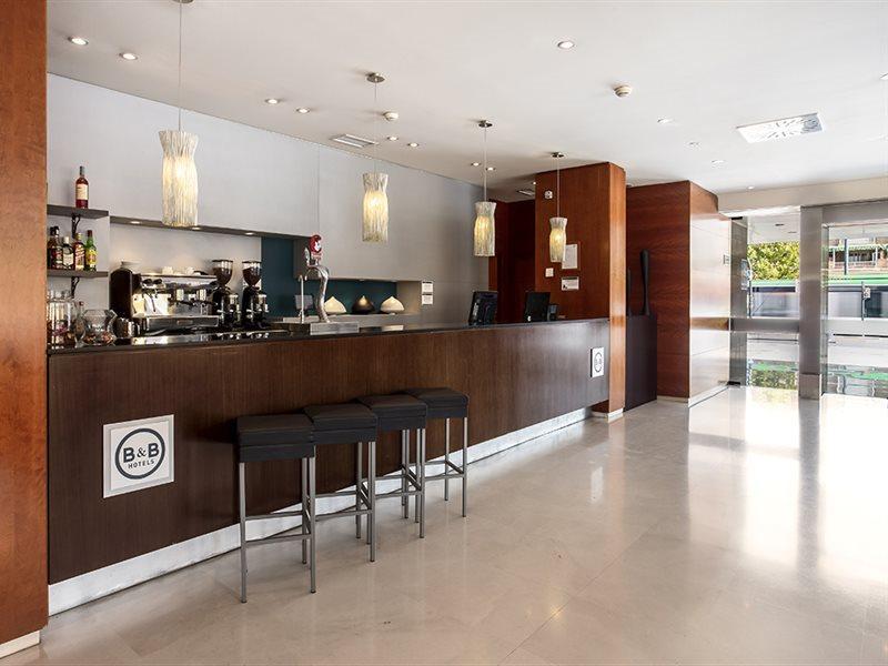 B&B Hotel Granada Estacion Eksteriør billede