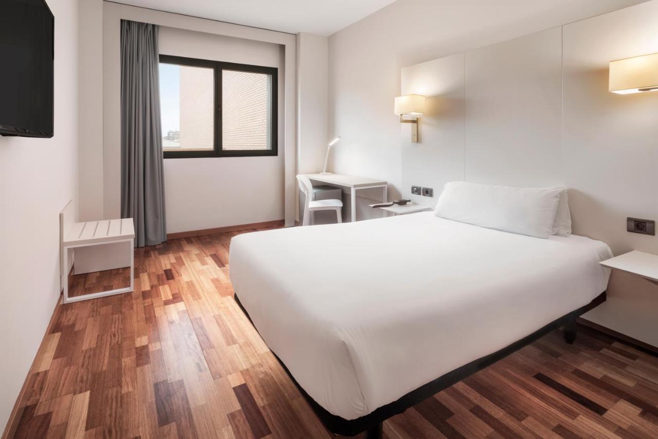 B&B Hotel Granada Estacion Eksteriør billede