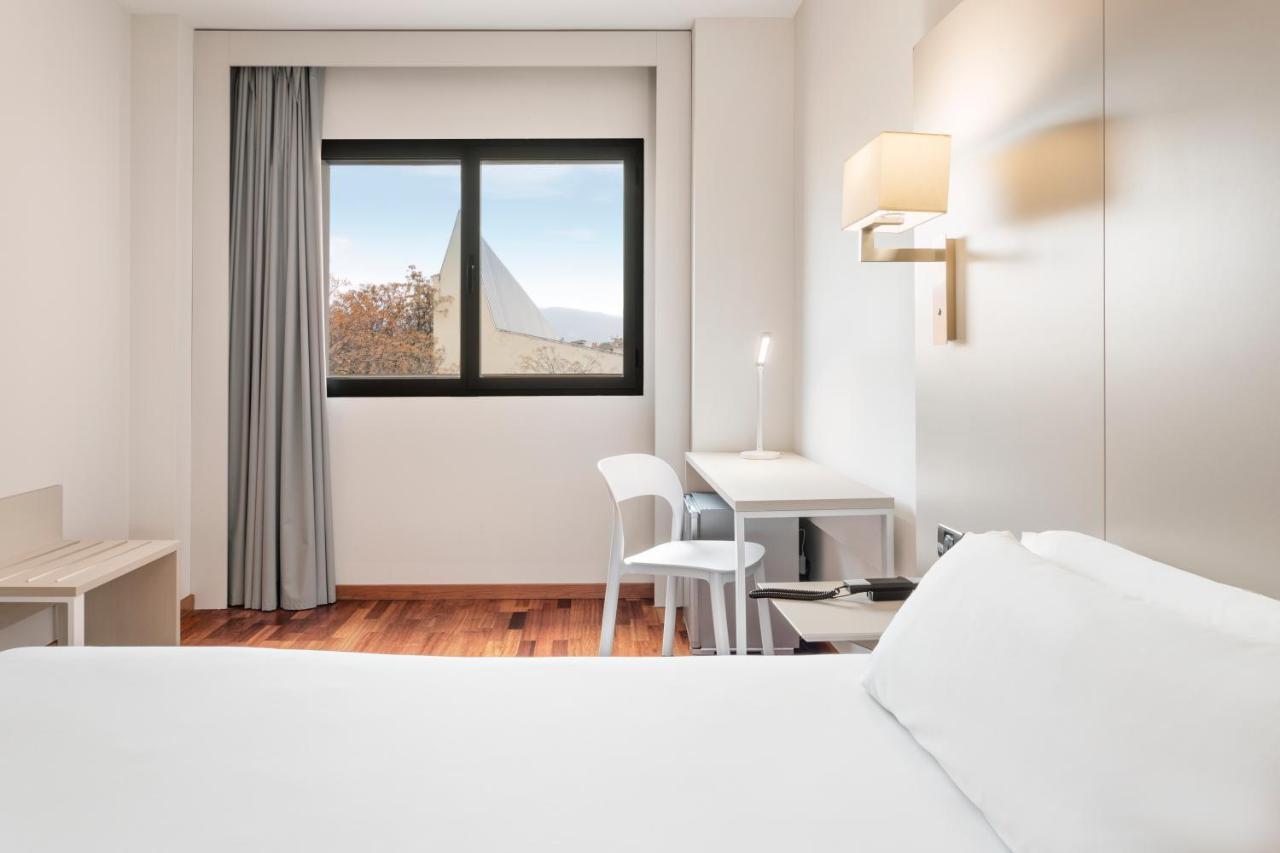 B&B Hotel Granada Estacion Eksteriør billede