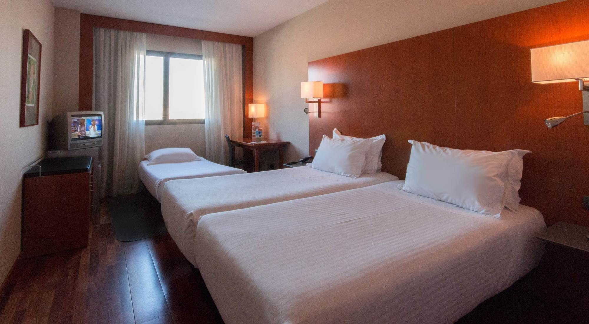 B&B Hotel Granada Estacion Værelse billede